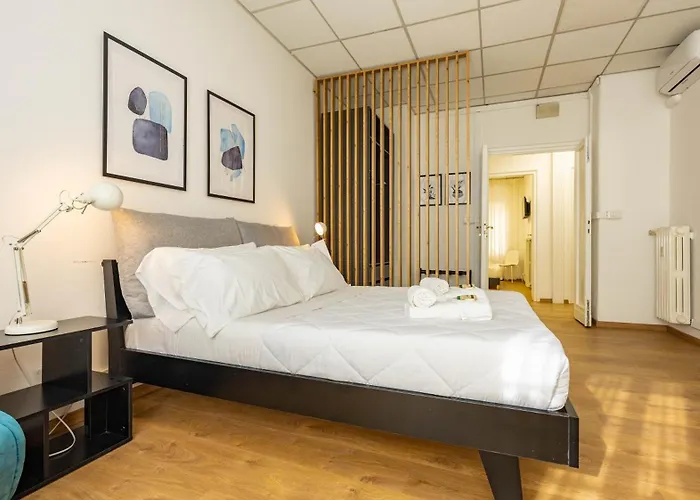 Flat 5 - In San Giovanni By Rentbeat Apartment *