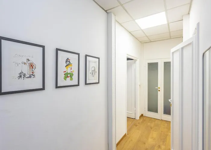 Apartment Flat 5 - In San Giovanni By Rentbeat *