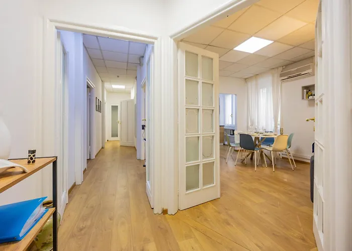 Flat 5 - In San Giovanni By Rentbeat Apartment