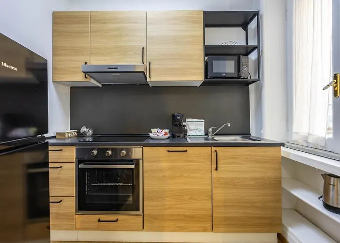 Apartment Flat 5 - In San Giovanni By Rentbeat